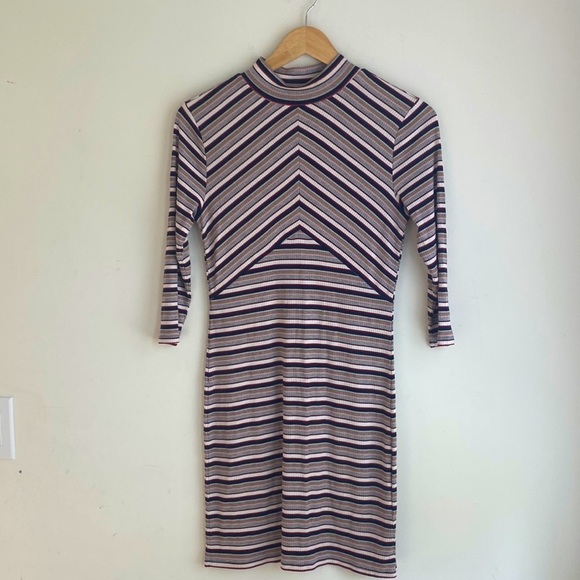 MinkPINK STRIPED SWEATER DRESS - Picture 1 of 7